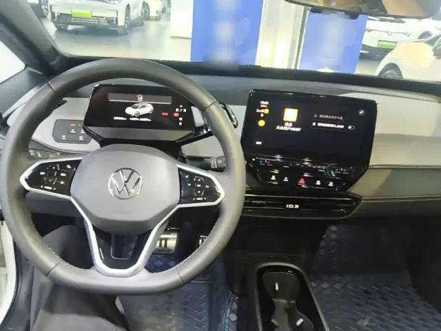 Volkswagen ID.3 — Фото автомобиля 9