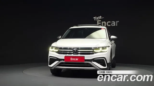 Volkswagen Tiguan — Фото автомобиля 3