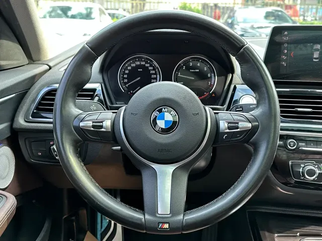 BMW 1 Series — Фото автомобиля 16