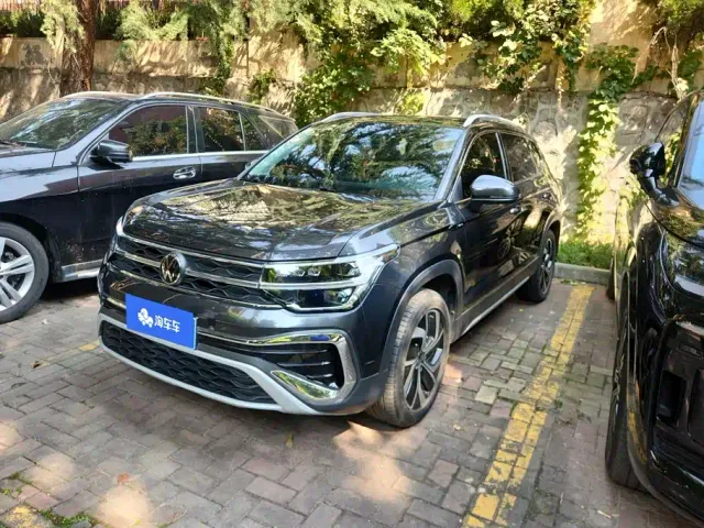 Фотография автомобиля — Volkswagen Tharu