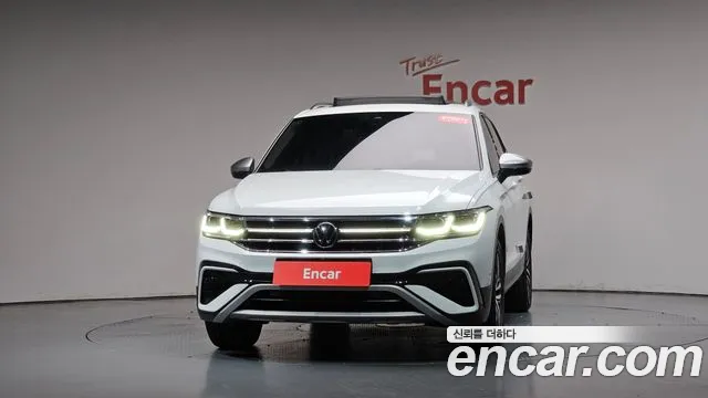 Volkswagen Tiguan — Фото автомобиля 3
