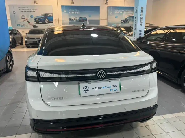 Volkswagen ID.7 Vizzion — Фото автомобиля 8