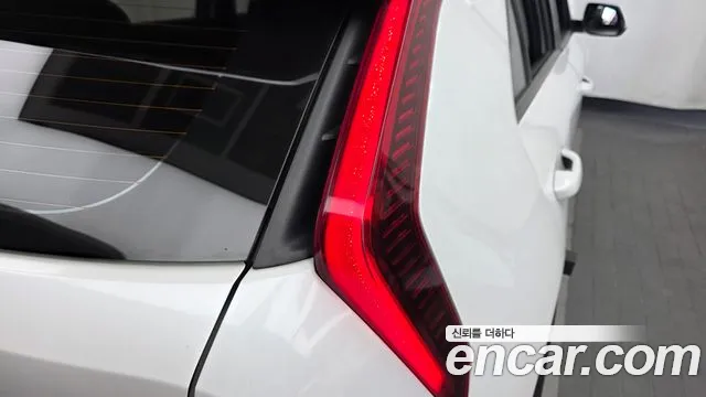 Kia Niro The All New Niro Trendy — Фото автомобиля 23
