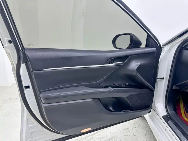 Toyota Camry — Фото автомобиля 14