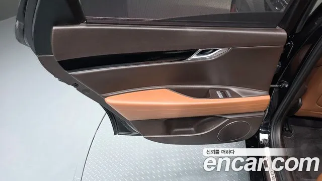 Genesis G80 RG3 — Фото автомобиля 14