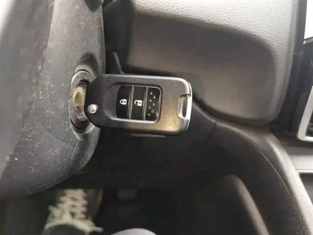 Honda CR-V — Фото автомобиля 8