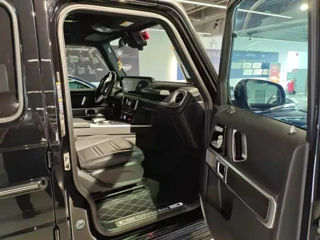 Mercedes-Benz G-Class — Фото автомобиля 9