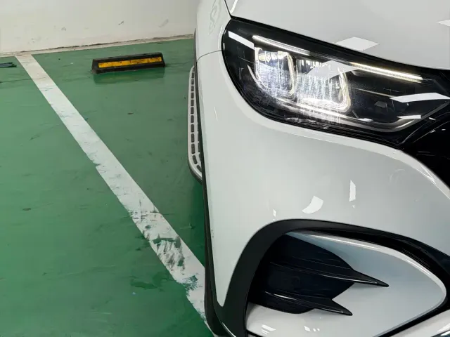 Mercedes-Benz EQE SUV — Фото автомобиля 4