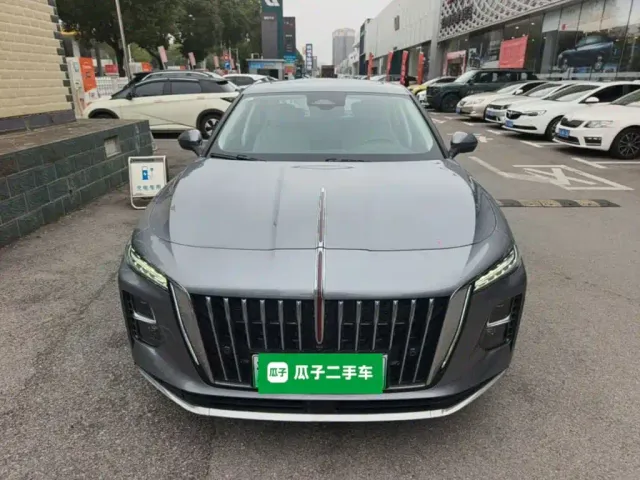 Hongqi H5 PHEV — Фото автомобиля 2