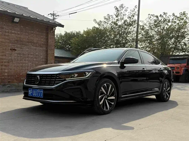 Фотография автомобиля — Volkswagen Passat