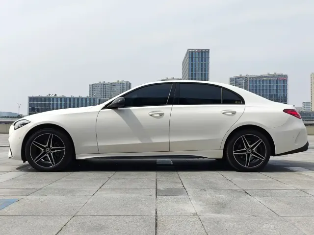 Mercedes-Benz C-Class — Фото автомобиля 7