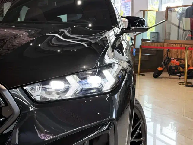 BMW X6 M — Фото автомобиля 12