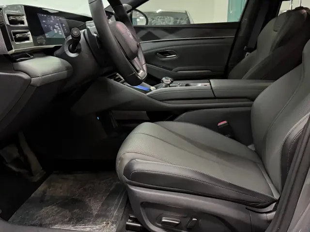 BYD Qin L — Фото автомобиля 14