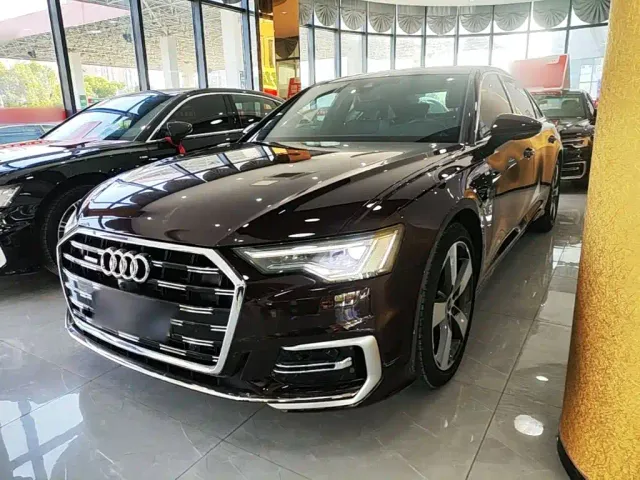 Фотография автомобиля — Audi A6L