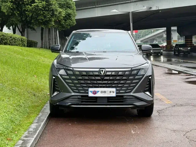 Changan Changan UNI-Z New Energy 2024 Blue Whale Smart Electric iDD 125km Excellence Model — Фото автомобиля 2