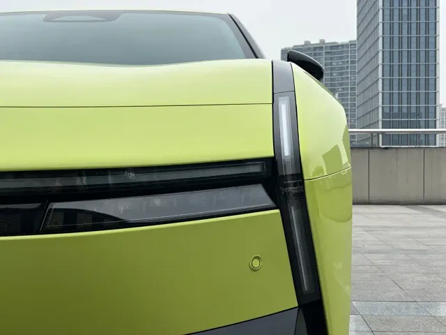 Xpeng P7 — Фото автомобиля 16