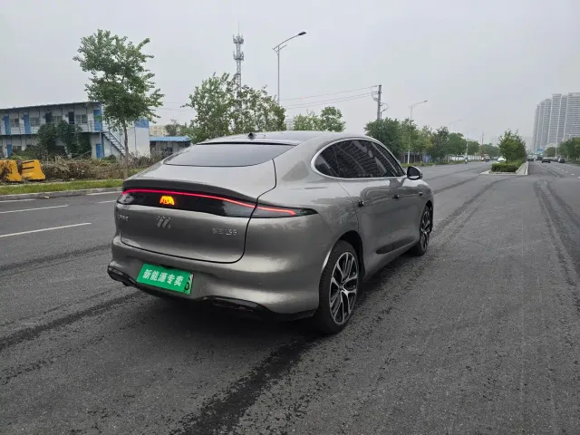 IM Motors LS6 — Фото автомобиля 9