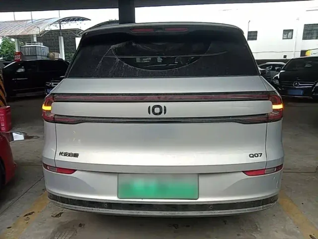 Changan Qiyuan Q07 — Фото автомобиля 5