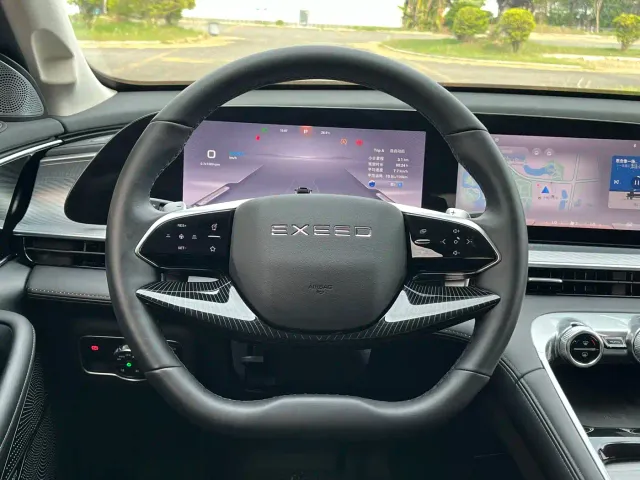 Exeed TXL — Фото автомобиля 17