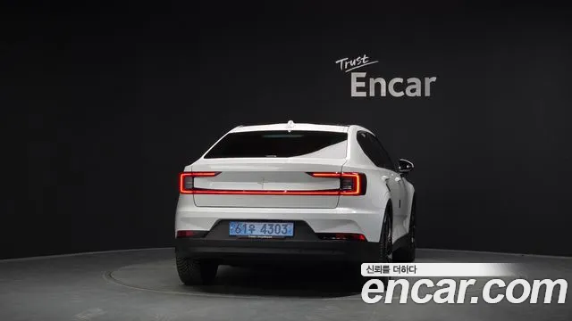 Polestar Polestar 2 — Фото автомобиля 4
