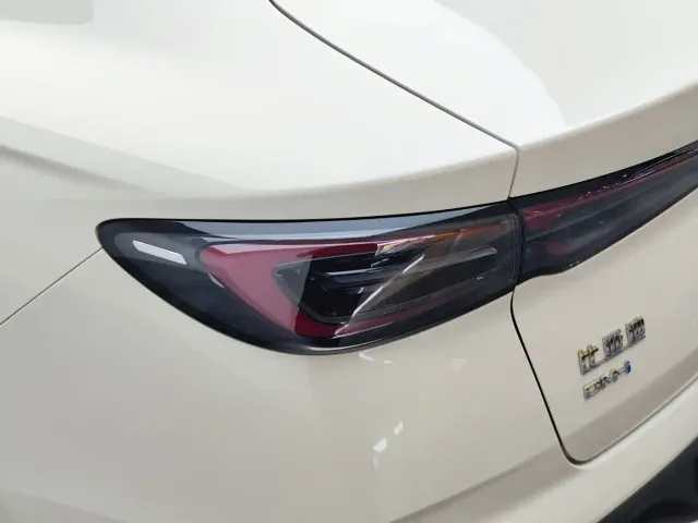 BYD Seal 06 — Фото автомобиля 21