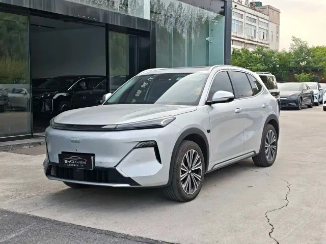 Фотография автомобиля — Geely Galaxy Starship 7 EM-i