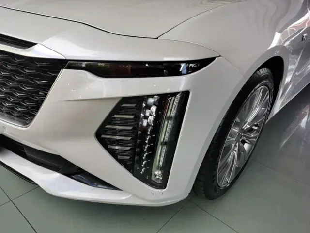 Cadillac CT6 — Фото автомобиля 23