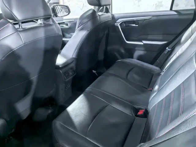 Toyota Wildlander — Фото автомобиля 4