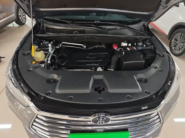 BYD Song — Фото автомобиля 19