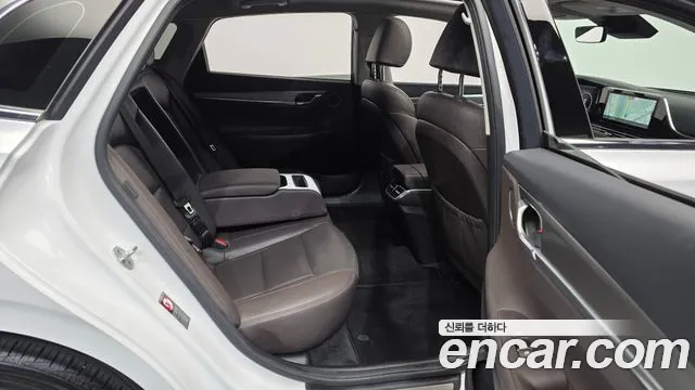 Hyundai Grandeur Grandeur (New) — Фото автомобиля 18