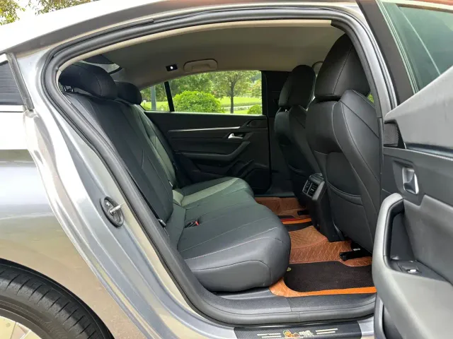Peugeot 508 — Фото автомобиля 14