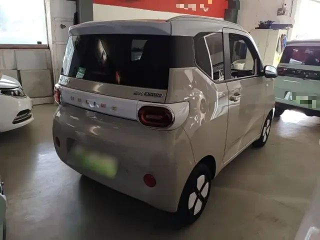 Wuling Hongguang Mini EV — Фото автомобиля 6