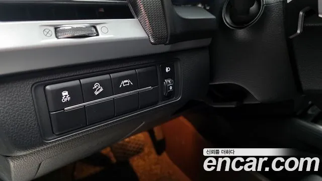 KG_Mobility_Ssangyong Rexton All Rexton Дизель 2.2 4WD — Фото автомобиля 19
