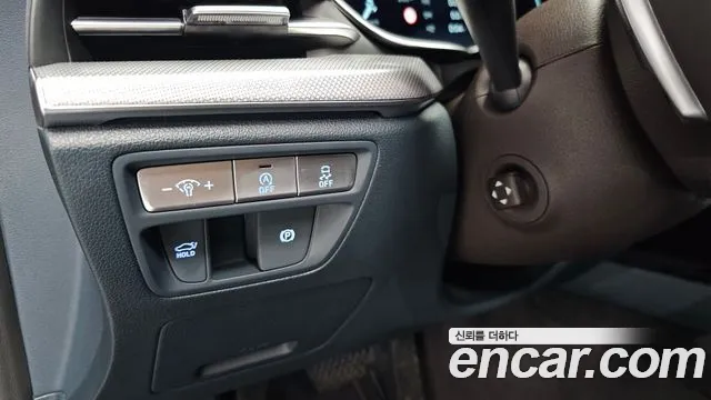 Genesis G80 Бензин 2.5 турбо AWD — Фото автомобиля 12