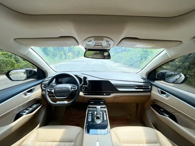 Wuling Victory — Фото автомобиля 14