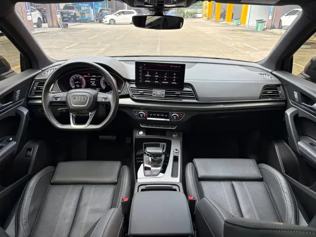 Audi Q5L — Фото автомобиля 10