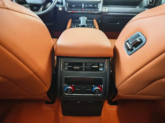 Haval H9 — Фото автомобиля 12