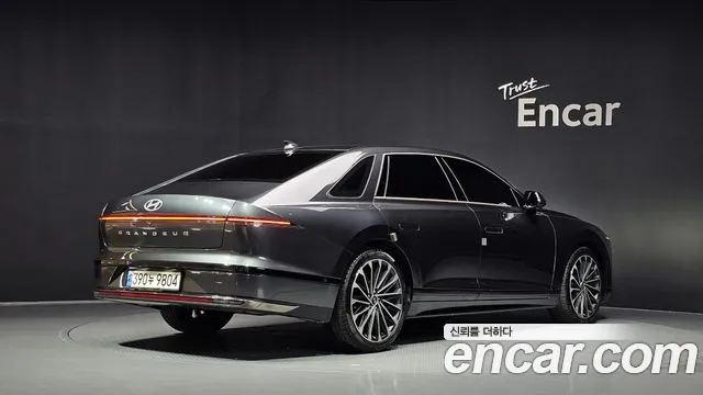 Hyundai Grandeur GN7 — Фото автомобиля 2