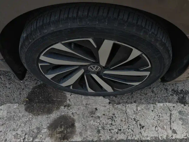 Volkswagen Passat — Фото автомобиля 6
