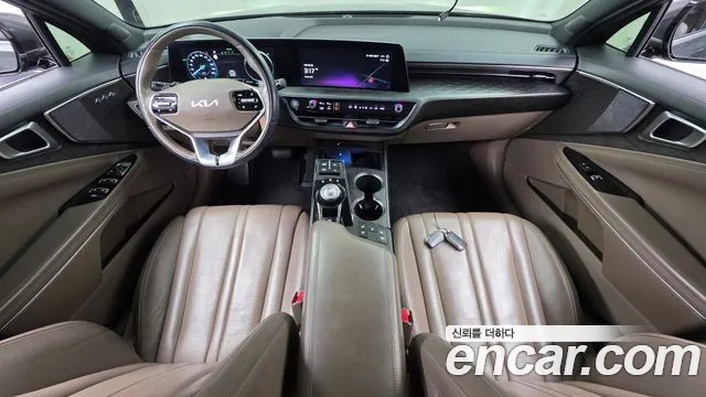 Kia K8 Hybrid — Фото автомобиля 10