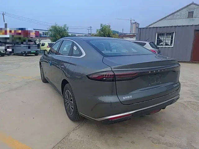 Geely Galaxy Stellar 6 — Фото автомобиля 4