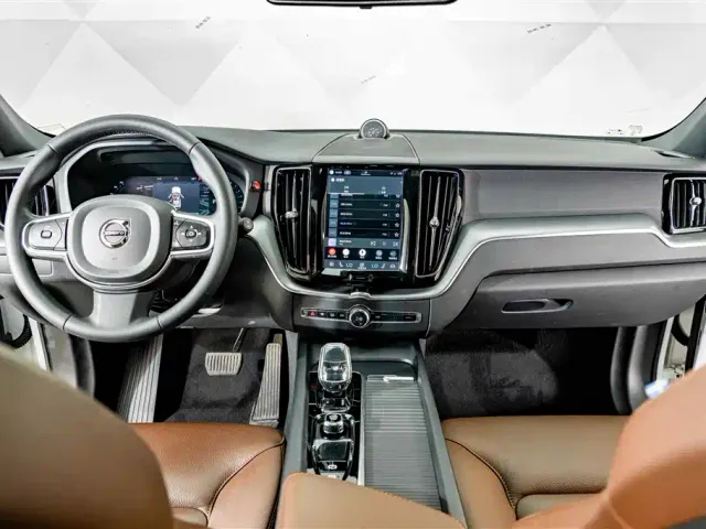 Volvo XC60 — Фото автомобиля 12