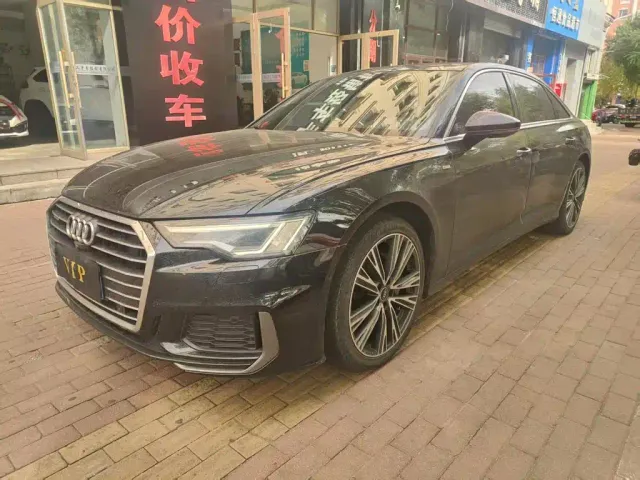 Фотография автомобиля — Audi A6L