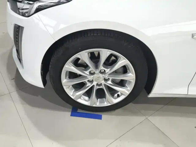 Cadillac CT5 — Фото автомобиля 6
