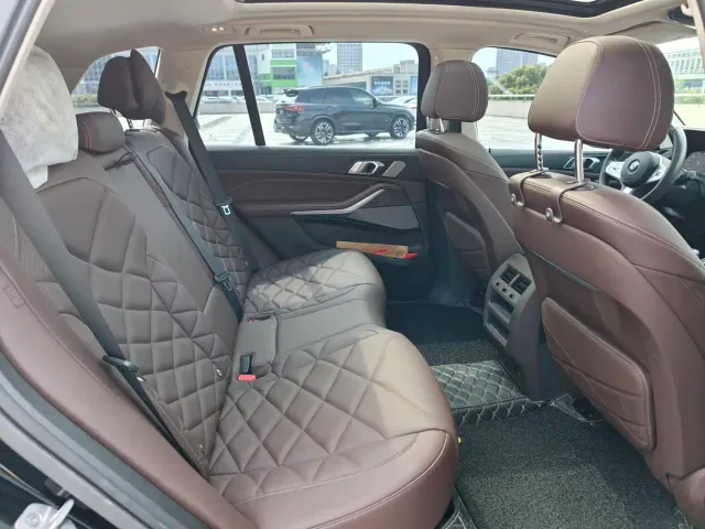 BMW X5 — Фото автомобиля 6