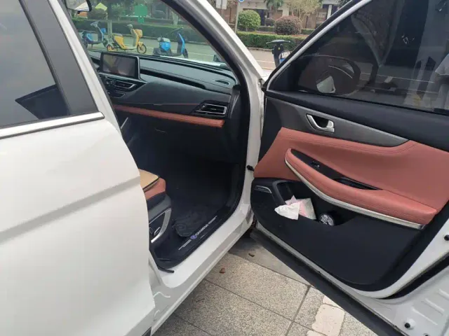 Changan CS75 — Фото автомобиля 17