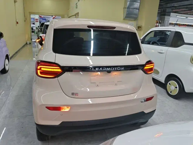 Leapmotor T03 — Фото автомобиля 5
