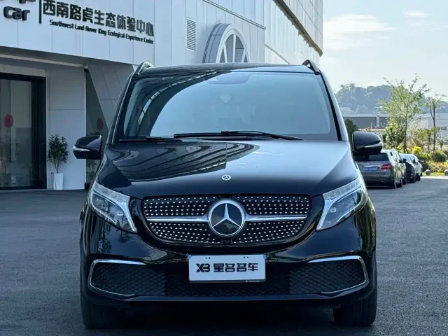 Mercedes-Benz V-Class — Фото автомобиля 2