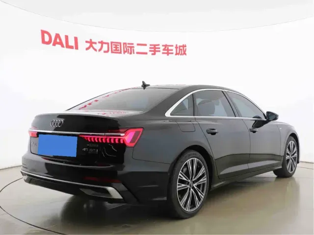 Audi A6L — Фото автомобиля 13