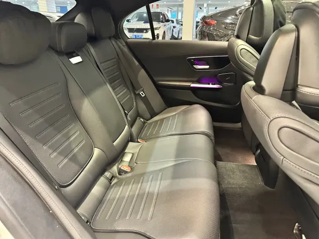 Mercedes-Benz C-Class — Фото автомобиля 14